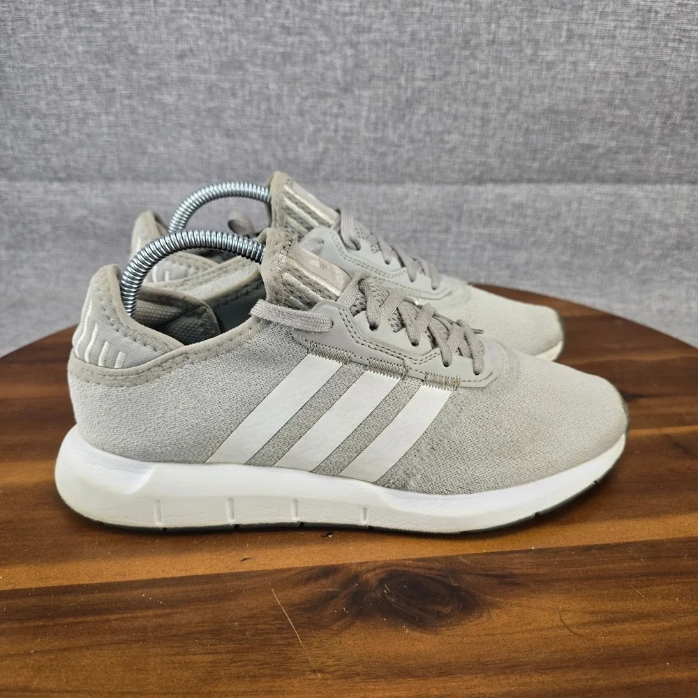 Adidas Swift Run X Womens Grey‎ White Athletic Sneakers FY2135 Size 9